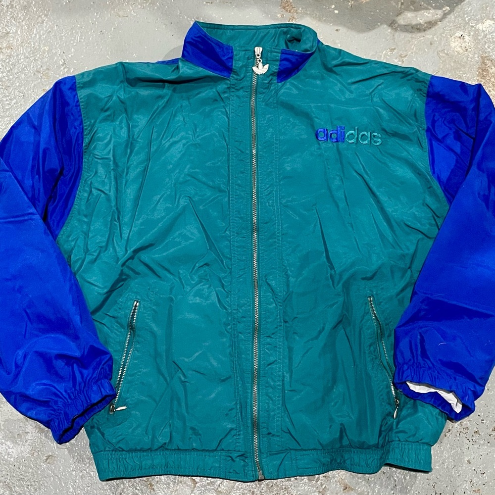 🚨RARE FIND ALERT🚨
Adidas zip up jacket in two tone 
Green and royal blue
Large